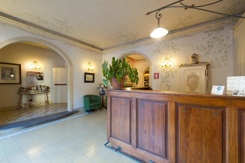 Hotel Moderno Pisa Exteriör bild