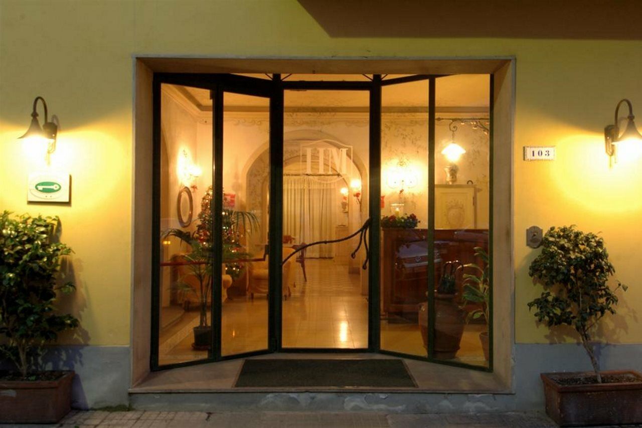 Hotel Moderno Pisa Exteriör bild